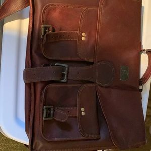 Leather messenger bag